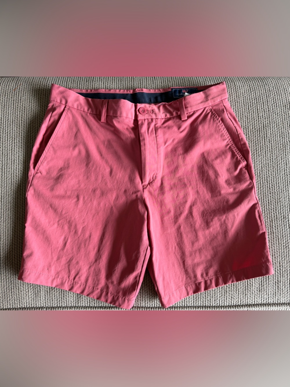 Vineyard Vines performance shorts size 32